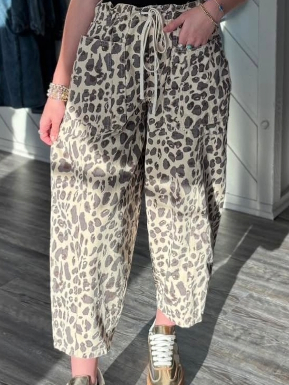 entro Leopard Print Barrel Cargo Drawstring Pants Sz L